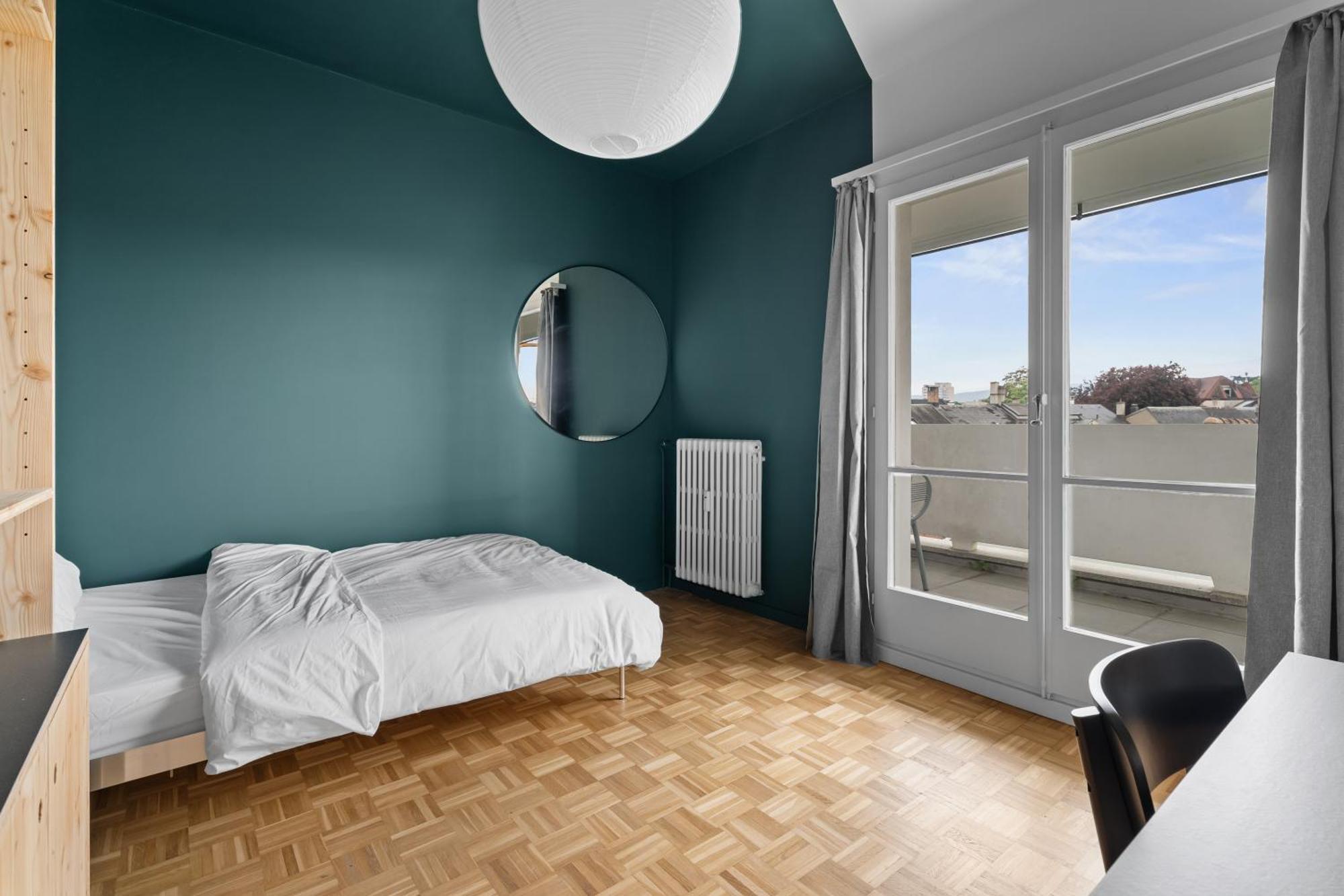 Exquis Design Urban Blue I Altstadt I Messe & Art I Gemeinschaftskueche & -bad * Basel