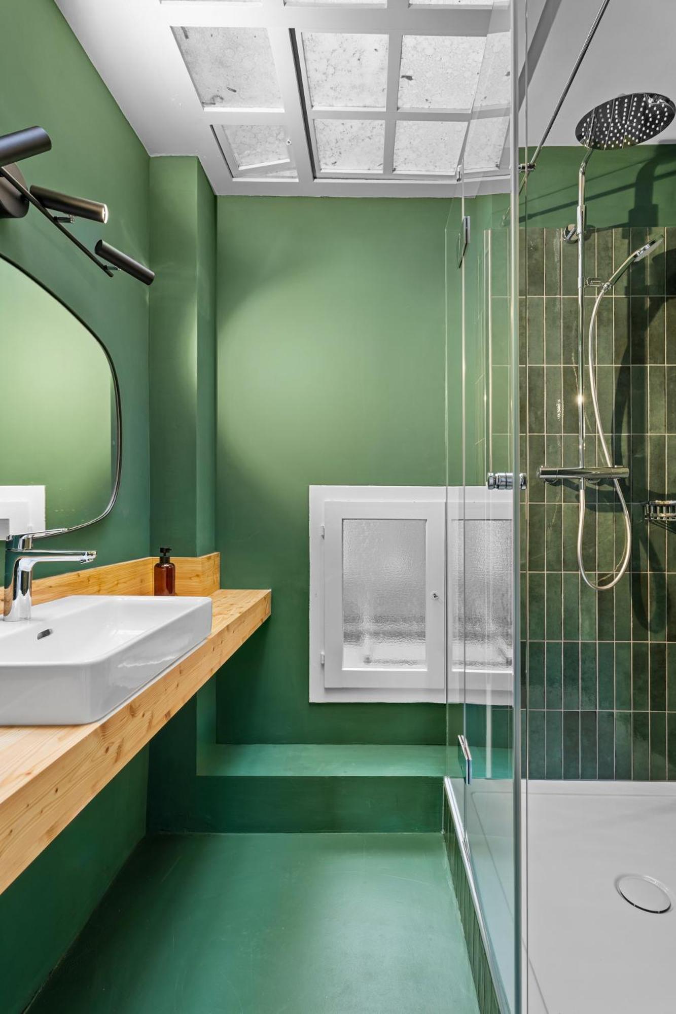 Aparthotel Exquis Design Urban Blue I Altstadt I Messe & Art I Gemeinschaftskueche & -bad